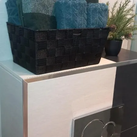 Apartment Right Place To